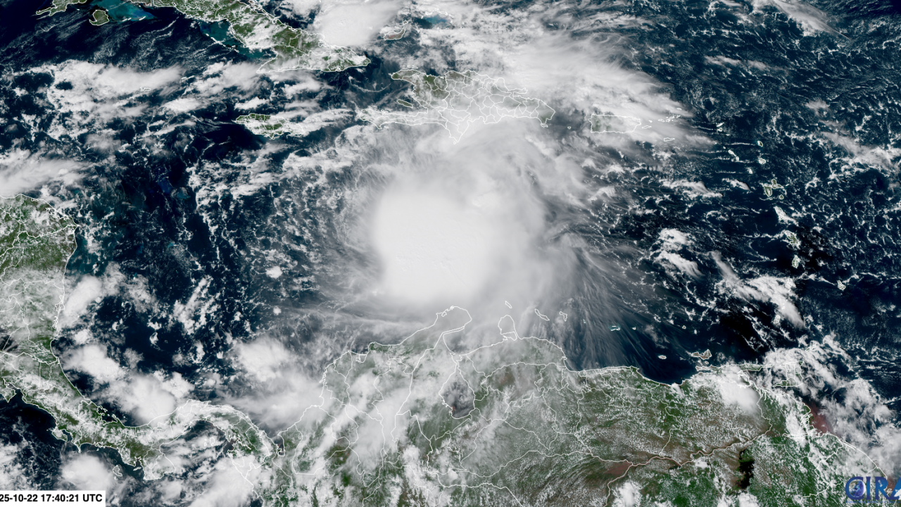 cira-rammb-slider---goes-19---full_disk---geocolor-opacity-100---20251022174021.png