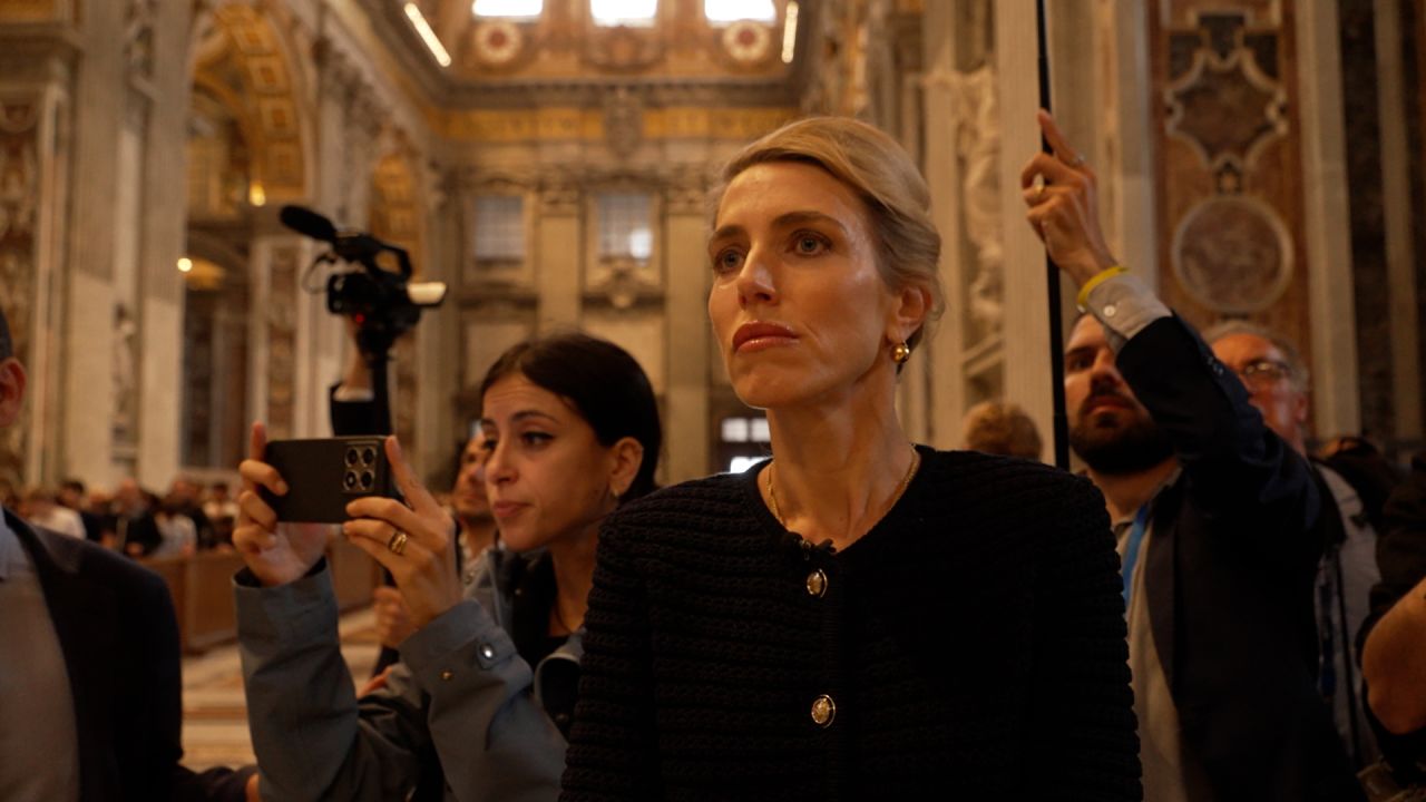 Long lines stretched across the Vatican Wednesday as mourners awaited their turn to pay their respects to Pope Francis whose body lay in rest in St. Peter’s Basilica. CNN’s Clarissa Ward details what it was like inside as visitors prayed, released emotions and captured the moment on their phones.