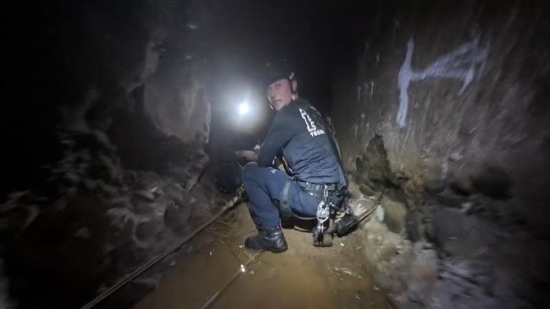 See rescuers rush to reach teenager trapped in mineshaft