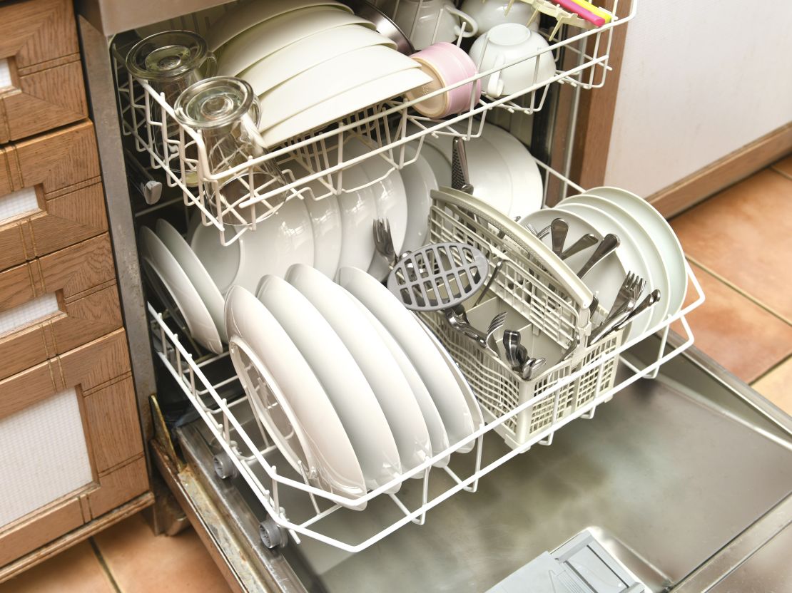 clean-full-dishwasher.jpg