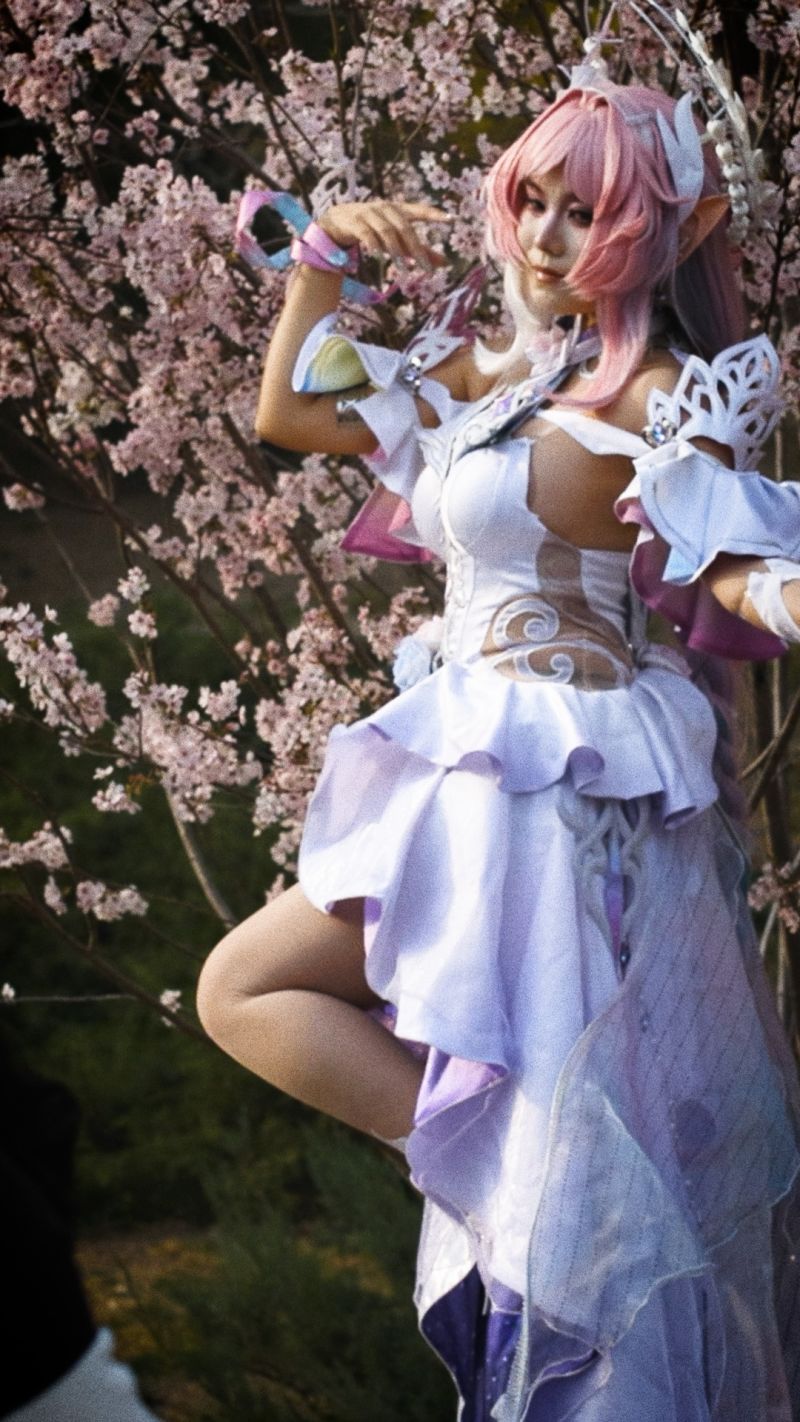 What not to wear during cherry blossom season | CNN