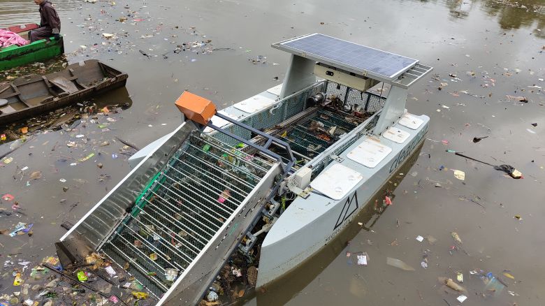 An estimated <a  target="_blank">33 billion pounds</a> of plastic trash enter the oceans every year, according to the US nonprofit Oceana. A range of technologies are being used globally to remove it. Pictured here, Clearbot’s garbage-collecting boat in a lake in northeast India. <strong>Click through the gallery to see how tech is cleaning up rivers, lakes, and oceans.</strong>