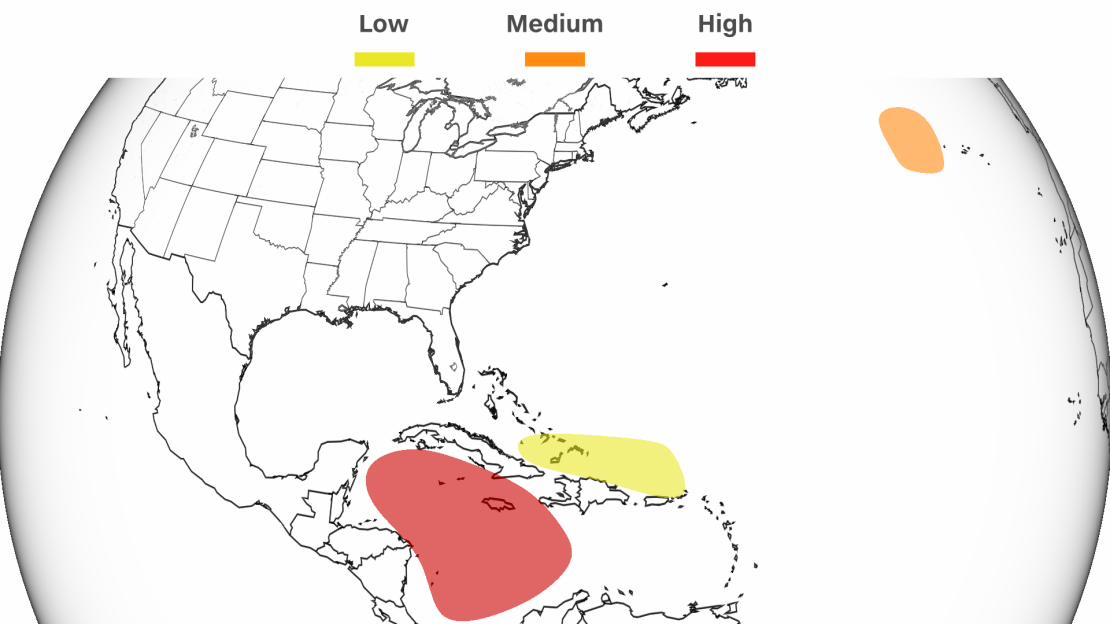 Un développement tropical est possible dans trois zones au cours de la semaine prochaine.