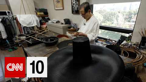 CNN10 Korean Hat BUG.png