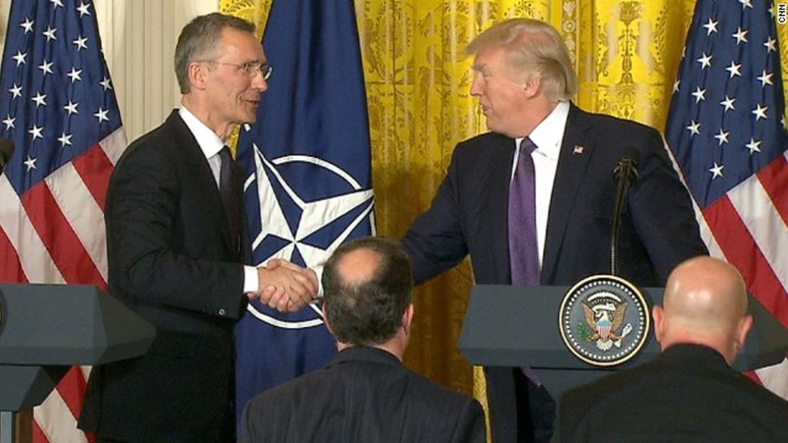 CNNE 064962a4 - 170412163847-donald-trump-jens-stoltenberg-nato-april-12-2017-03-story-top