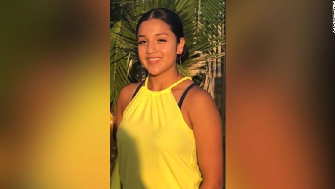 Vanessa Guillén, una soldado de 20 años asiganda en Fort Hood, Texas, fue golpeada hasta la muerte en una sala de armas donde trabajaba, según la abogada de su familia.