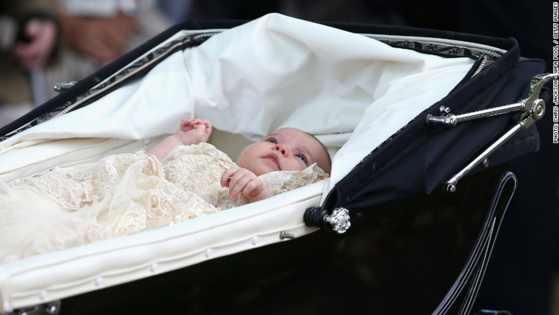 CNNE 0f4b6b06 - 150904104541-princess-charlotte-pram-780x439