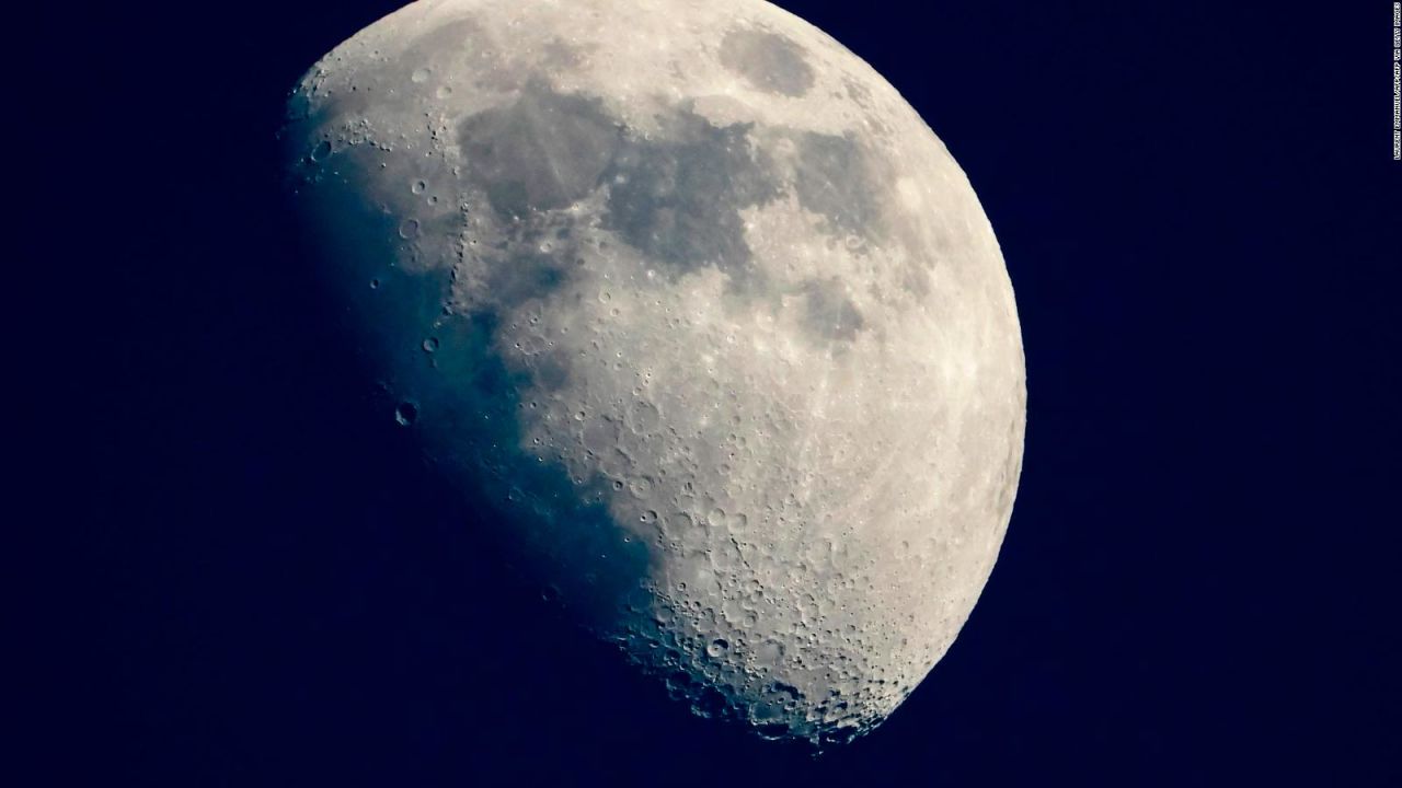 CNNE 1000022 - la nasa ira a la luna en busca de agua