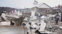 CNNE 1000720 - 11 muertos y ninos desaparecidos tras erupcion de volcan