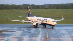 CNNE 1000875 - ryanair acusa a belarus de "secuestro" de un avion