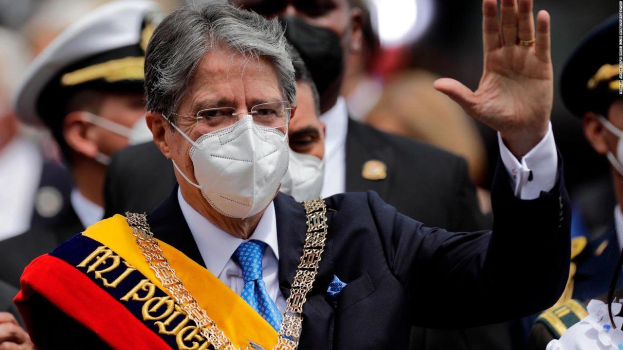 CNNE 1000921 - guillermo lasso asume como presidente de ecuador