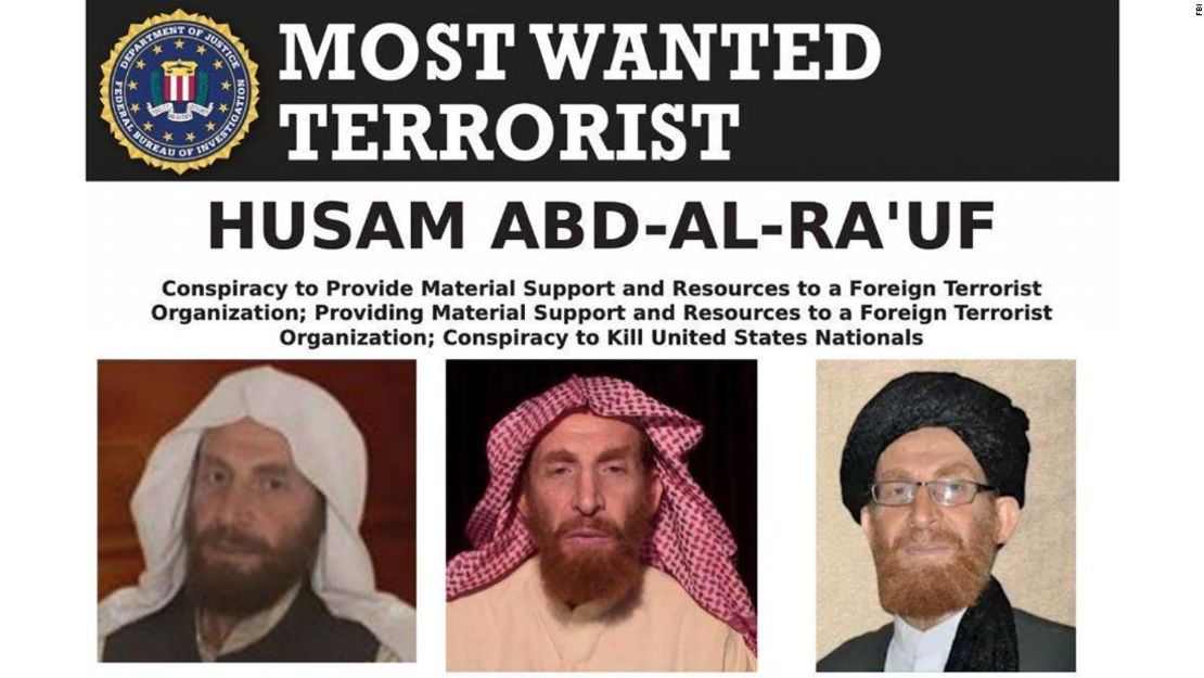 Husam Abd-al-Rauf en un cartel de los más buscados por el FBI de 2019