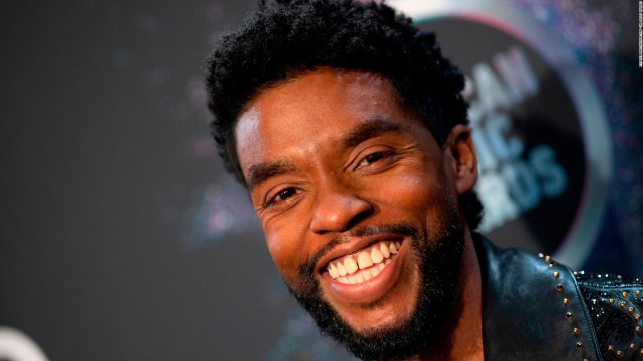 CNNE 1003720 - universidad de howard elogia a chadwick boseman