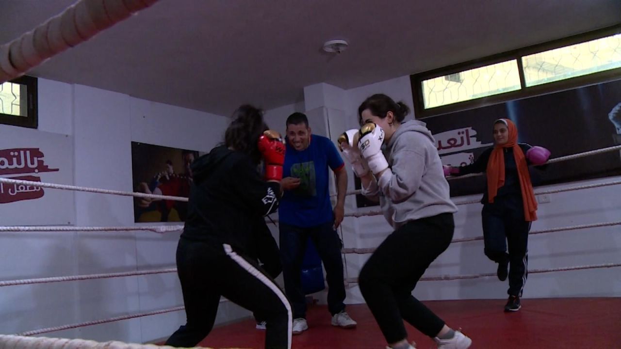 CNNE 1005987 - boxeo empodera a mujeres en gaza