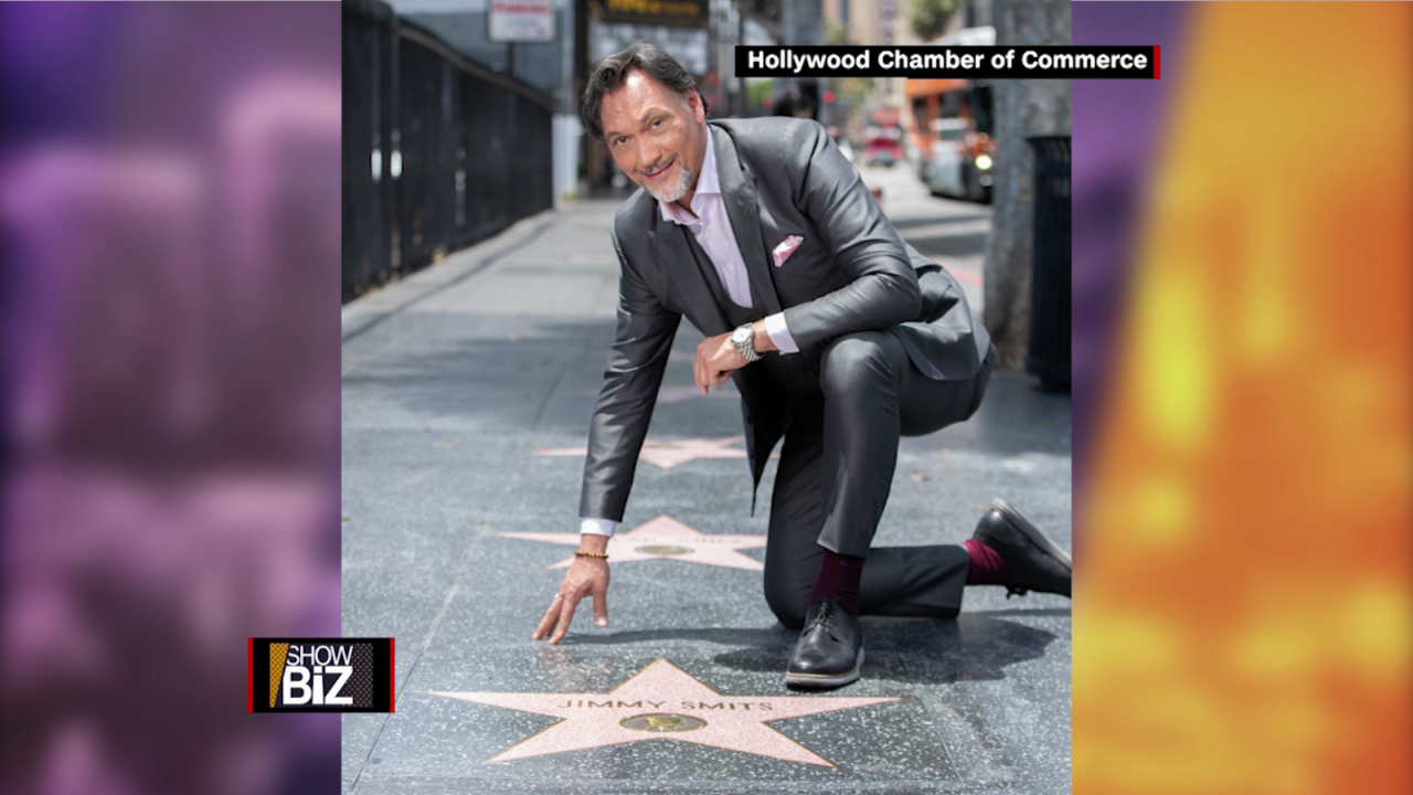 CNNE 1006876 - jimmy smits obtiene la estrella del paseo de la fama de hollywood