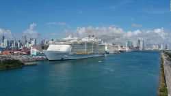 CNNE 1008769 - ee-uu-- vuelven los cruceros desde florida y texas