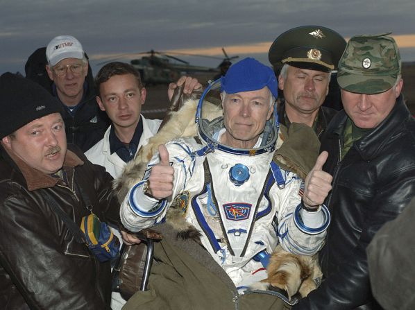 El millonario estadounidense Greg Olsen fue el tercer civil en viajar al espacio. Lo hizo en un cohete ruso Soyuz en octubre de 2005. Pagó US$ 20 millones para lograrlo, al igual que los dos anteriores.