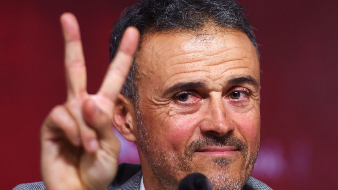 LAS ROZAS, SPAIN - NOVEMBER 27:  Luis Enrique gestures as he attends a press conference as he returns as Spain head coach at the Spanish Football Federation headquarters on November 27, 2019 in Las Rozas, Spain.
