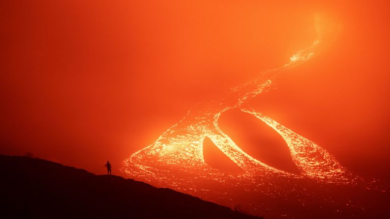 En el volcán Pacaya pueden verse "constantes ríos de lava de varios kilómetros de longitud", dice el fotógrafo guatemalteco.