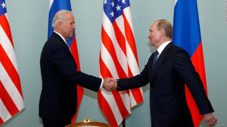 Joe Biden y Vladimir Putin estrechan sus manos en el inicio de la cumbre que se realizó en la ciudad de Ginebra, en Suiza, y que duró más de 4 horas. Mira en esta galería algunos de los momentos más destacados del esperado encuentro.