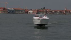 CNNE 1015812 - este barco electrico podria ser una solucion en venecia