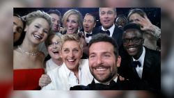 CNNE 1018550 - cinco 'selfies' que quedaron en la historia