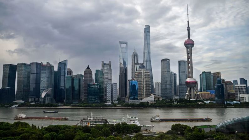 Shanghai, China: como la única economía mundial importante que logró un crecimiento en 2020, las ciudades de China han subido en la clasificación en todos los ámbitos. Shanghai subió un lugar para llegar al número seis en la lista Mercer de este año. Kevin Frayer / Getty Images