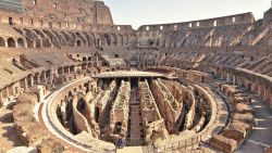 CNNE 1021647 - coliseo de roma abre por primera vez galerias subterraneas