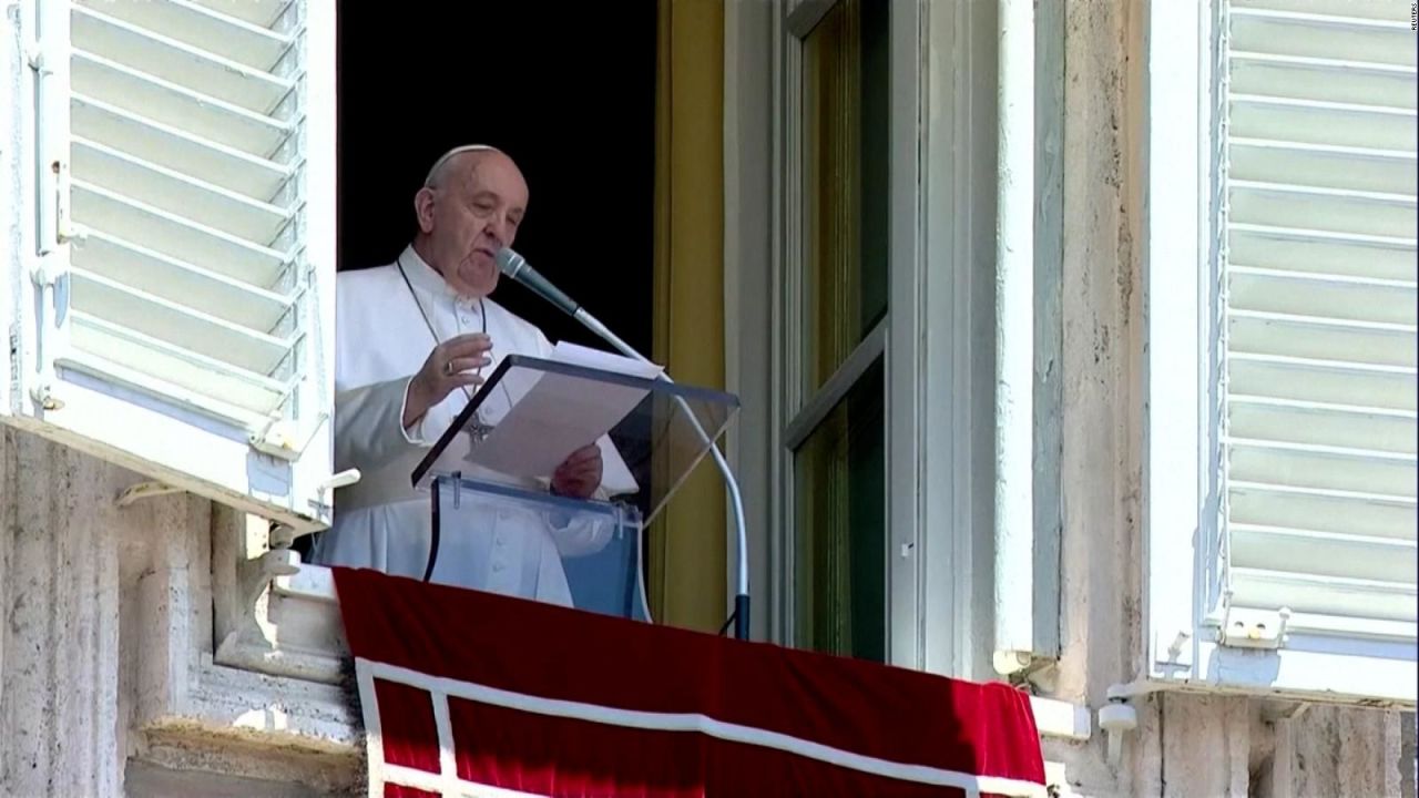 CNNE 1022305 - papa francisco alienta trabajo con comunidad lgbtq