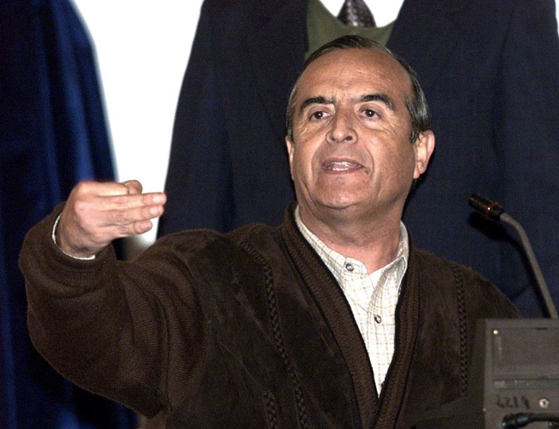 Vladimiro Montesinos, exasesor del expresidente Alberto Fujimori, en una imagen de archivo de 2001.