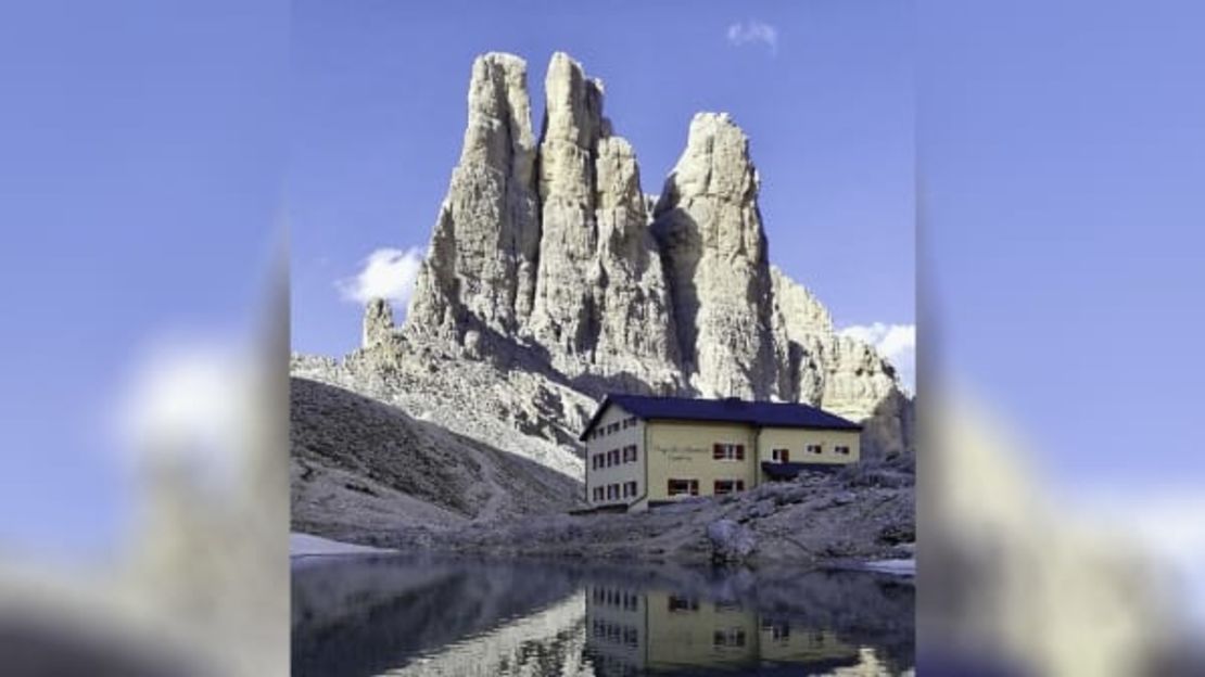 Bajo las torres: Rifugio Re Alberto.