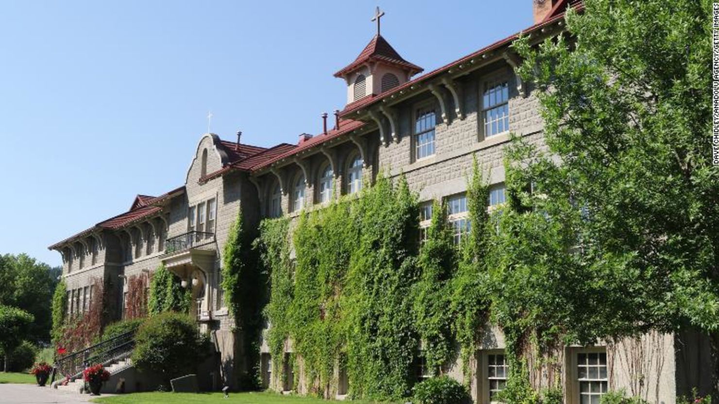 Una vista de la antigua  Escuela St. Eugene's Mission en Cranbrook, Columbia Británica, el 1 de julio.