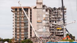 CNNE 1025518 - de encender las alarmas por edificio a escapar del lugar