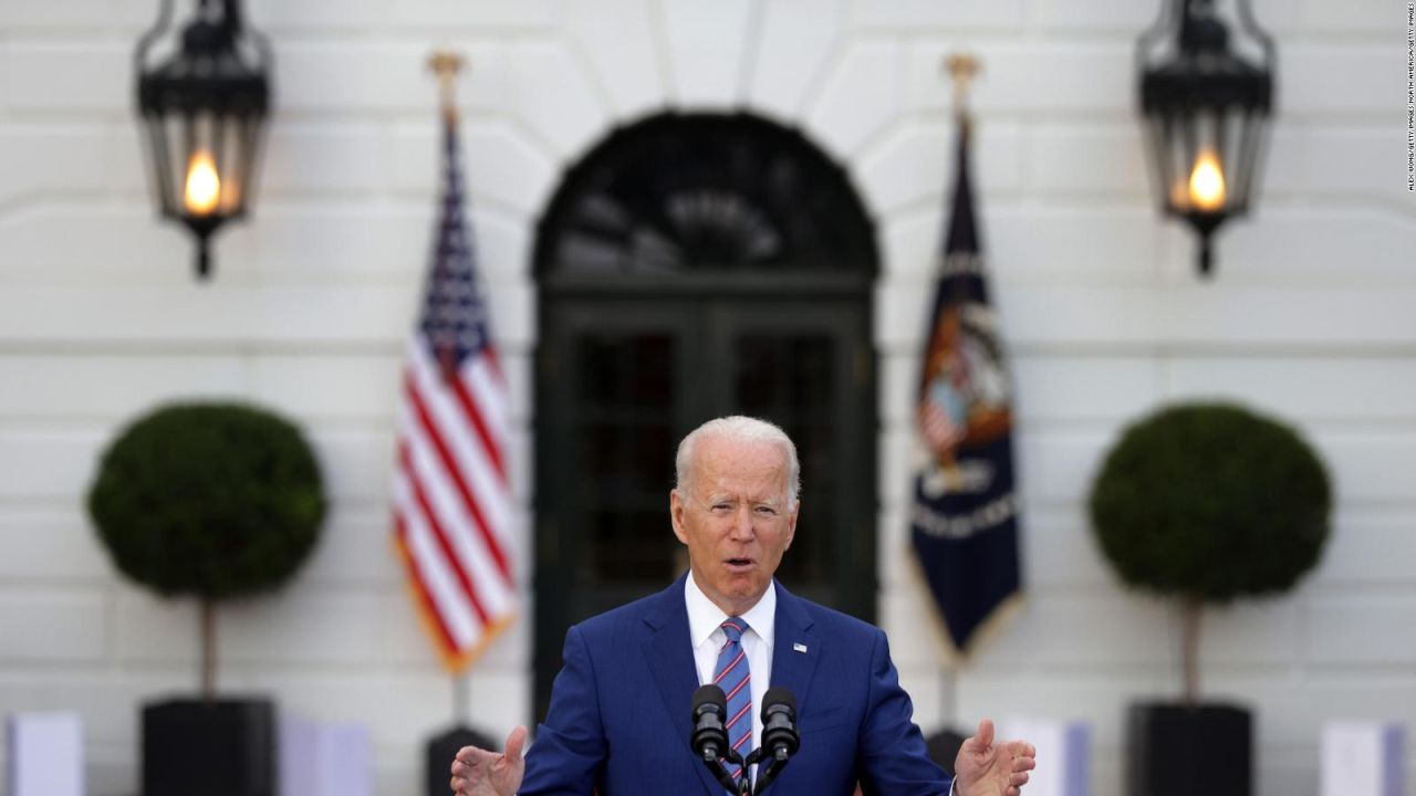 CNNE 1026465 - biden- la mejor defensa contra el covid-19 es la vacuna