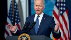 CNNE 1027030 - biden advierte a los no vacunados sobre variante delta