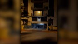 CNNE 1027306 - "todos se murieron", dijo al grabar edificio tras colapso