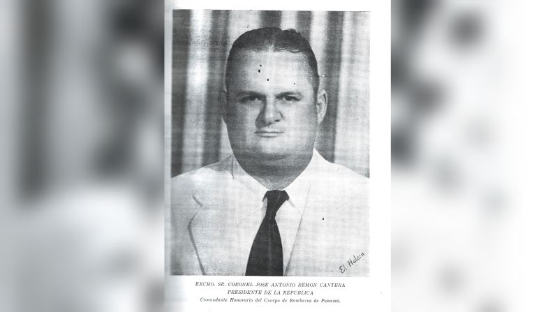 José Antonio Remón Cantera, presidente de Panamá, fue asesinado el 2 de enero de 1955 cuando se encontraba con amigos en el hipódromo.