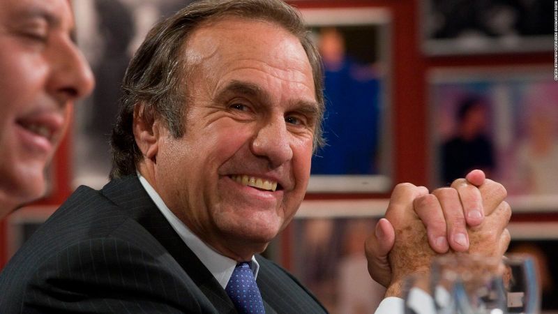 Muere Carlos Reutemann, ídolo del automovilismo y senador argentino | CNN