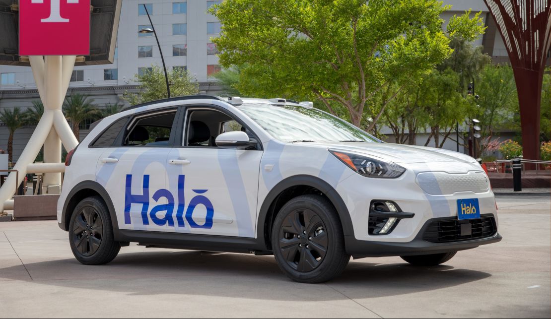 CNNE 1028161 - halo driverless car