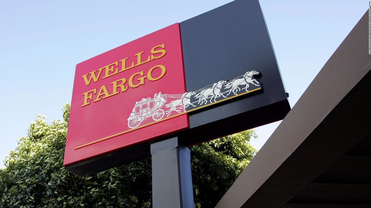 CNNE 1029222 - wells fargo elimina sus lineas de credito personales