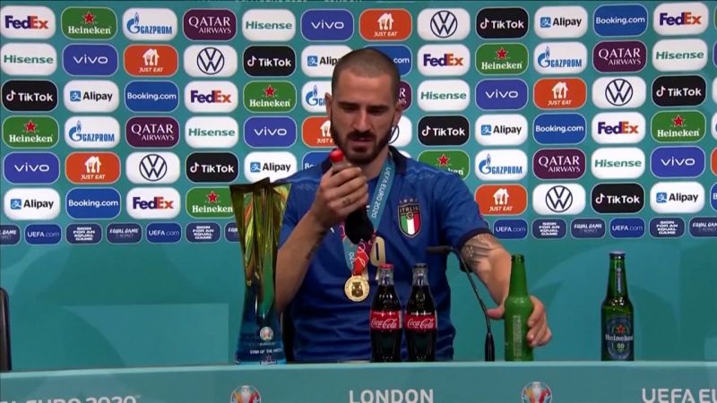 Leonardo bonucci cierra de una vez por todas el asunto de las botellas en la euro | cnn