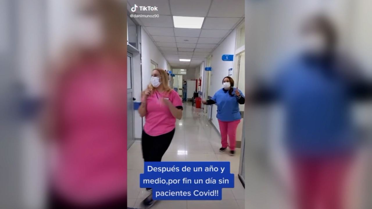 CNNE 1031809 - asi celebran enfermeros un dia sin pacientes de covid-19