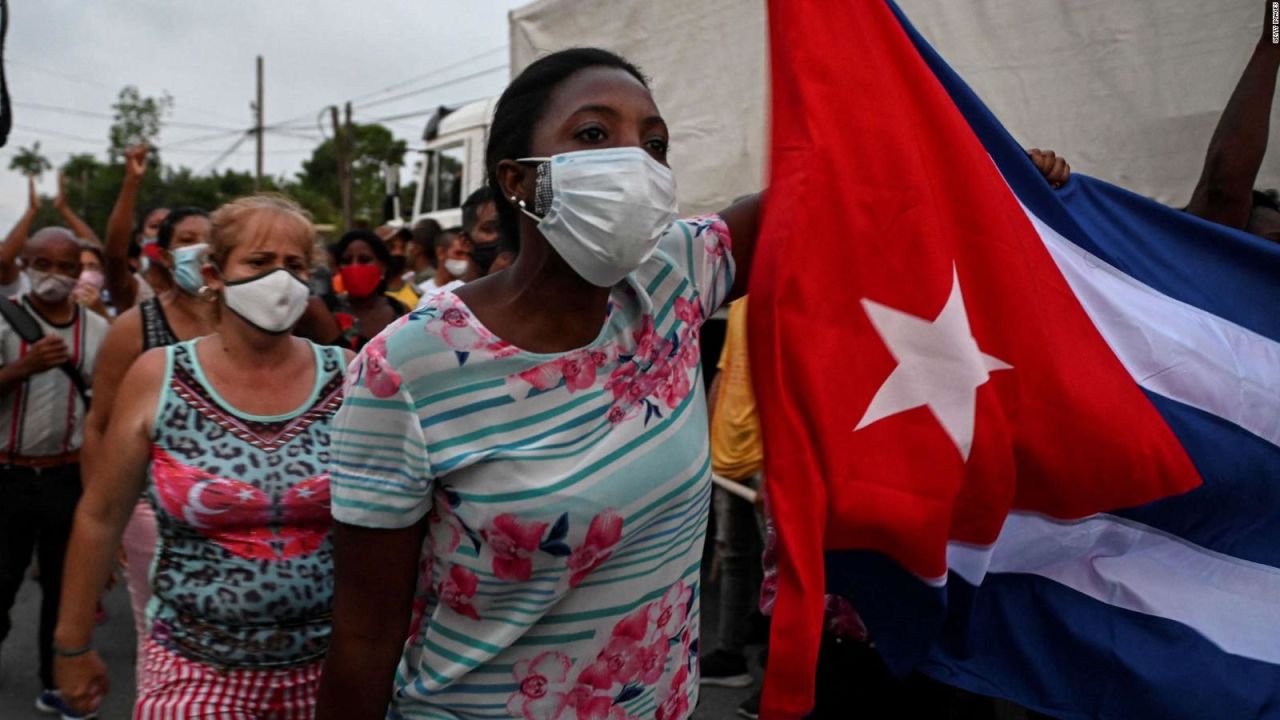 CNNE 1032037 - amaury pacheco- protestas en cuba son el comienzo del fin