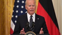 CNNE 1032601 - biden- "cuba es, desafortunadamente, un estado fallido"