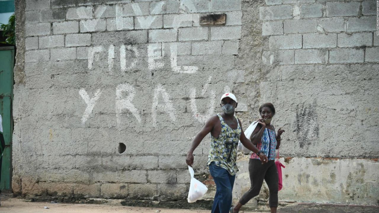 CNNE 1032745 - camilo egana- mentira y sangre en cuba