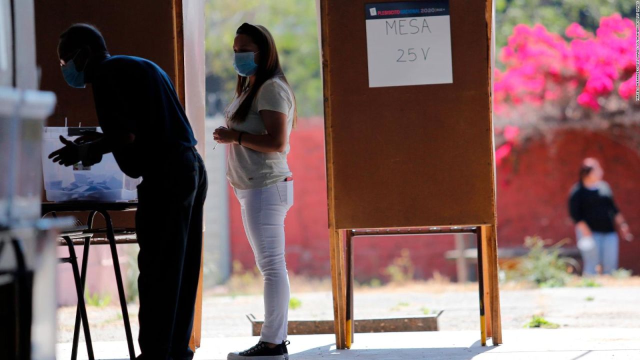 CNNE 1033756 - chile- baja votacion en primaria de eleccion presidencial