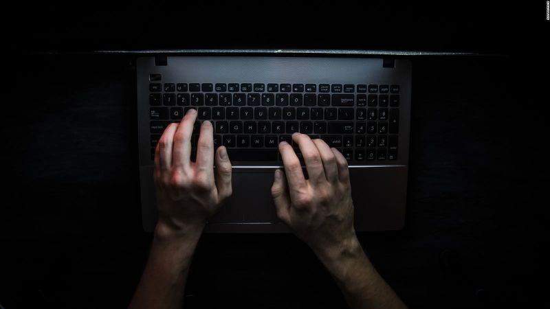 Números de personas del círculo cercano de amlo, además de periodistas y activistas, fueron parte de los 15. 000 teléfonos espiados por software pegas