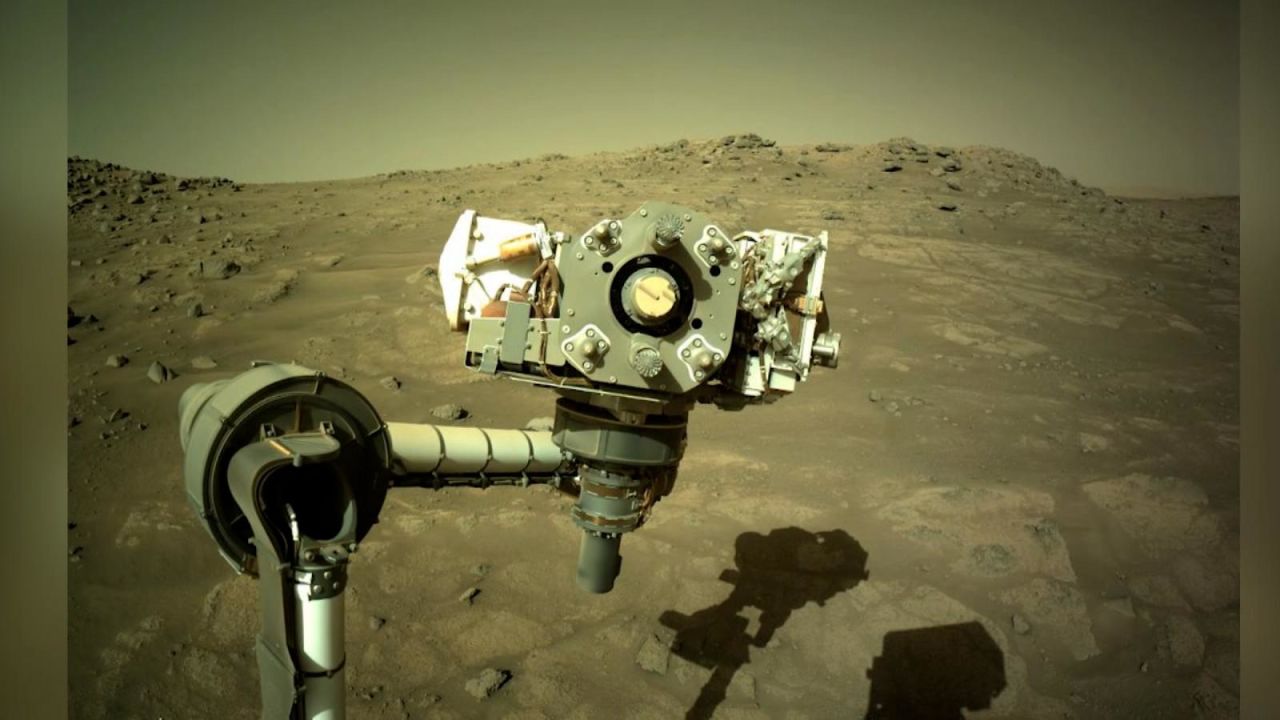 CNNE 1035237 - nueva selfie del rover perseverance desde marte