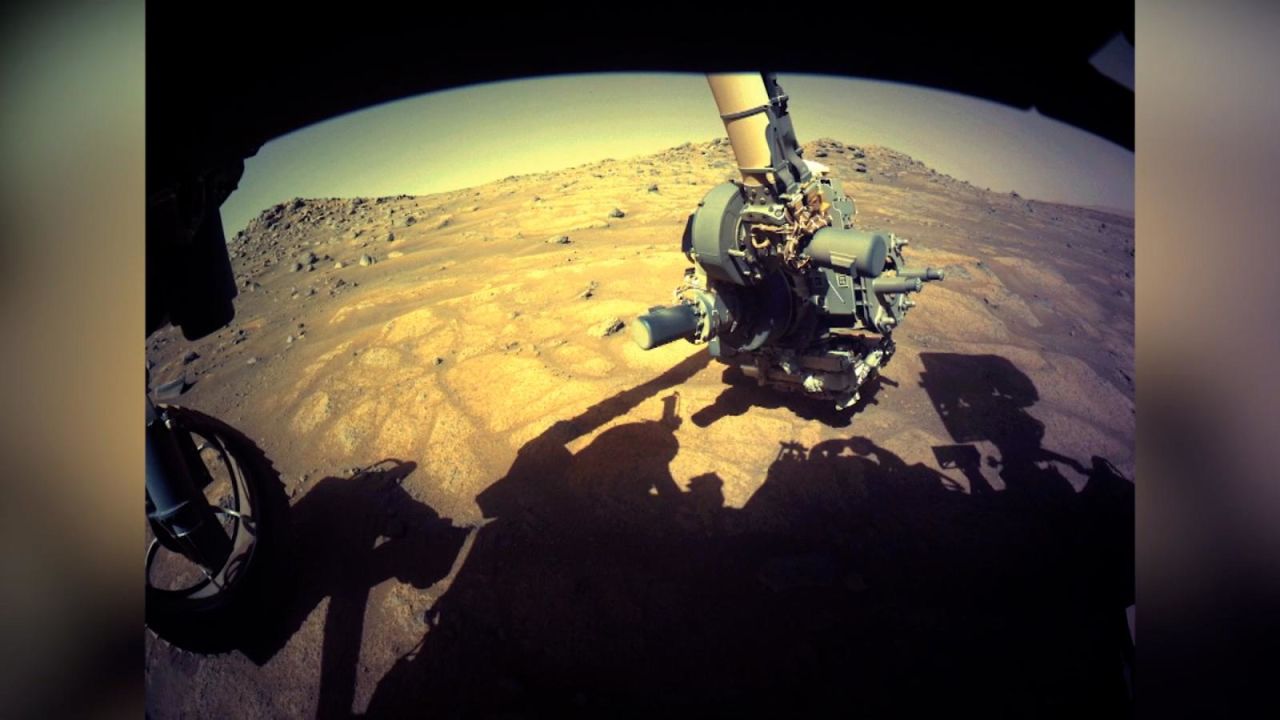 CNNE 1035972 - ¿vida en marte? el rover perseverance comienza la busqueda