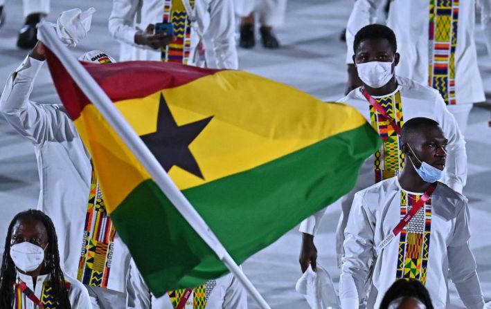 Desfile de la delegación de Ghana durante la ceremonia de apertura.